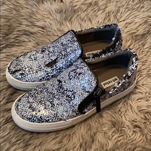 Not rated slip on boutique shoes